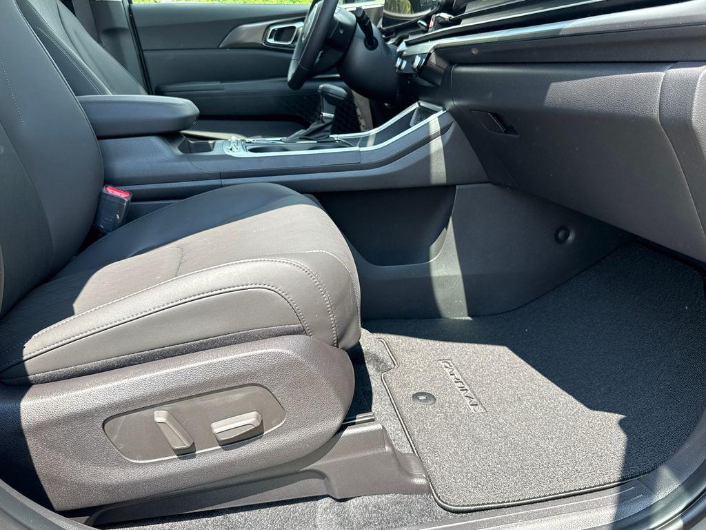 new 2026 Kia Carnival car