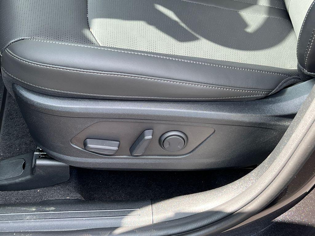 new 2025 Kia Sorento car, priced at $41,406