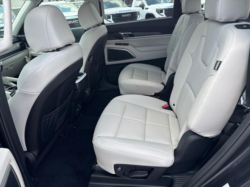 new 2025 Kia Telluride car, priced at $42,522