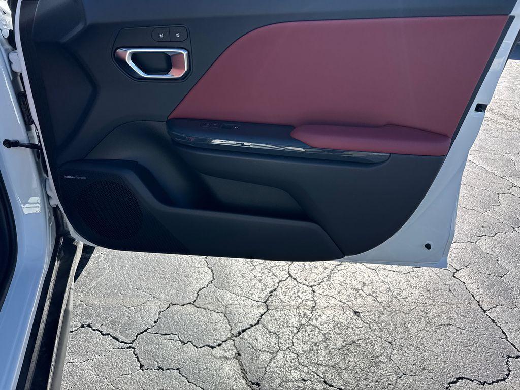 new 2025 Kia K4 car, priced at $28,025