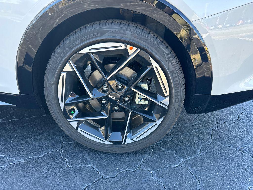 new 2025 Kia K4 car, priced at $28,025