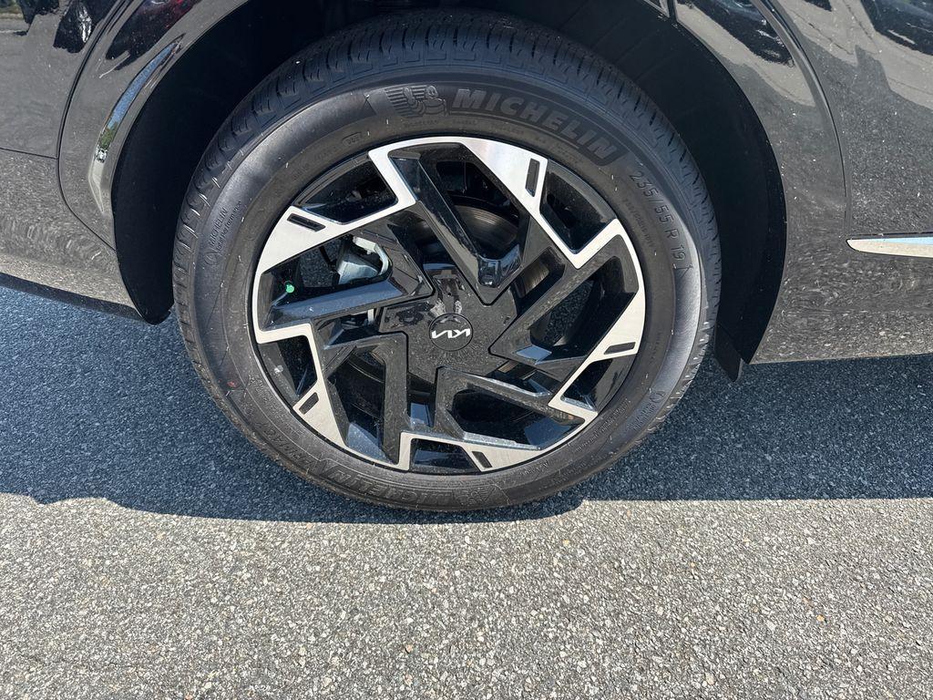 new 2025 Kia Sportage car, priced at $34,879
