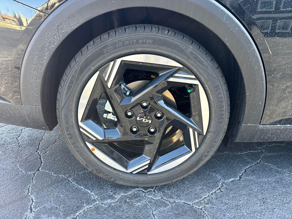 new 2025 Kia K4 car, priced at $24,211