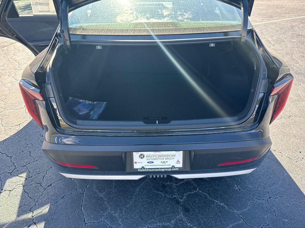 new 2025 Kia K4 car, priced at $24,211