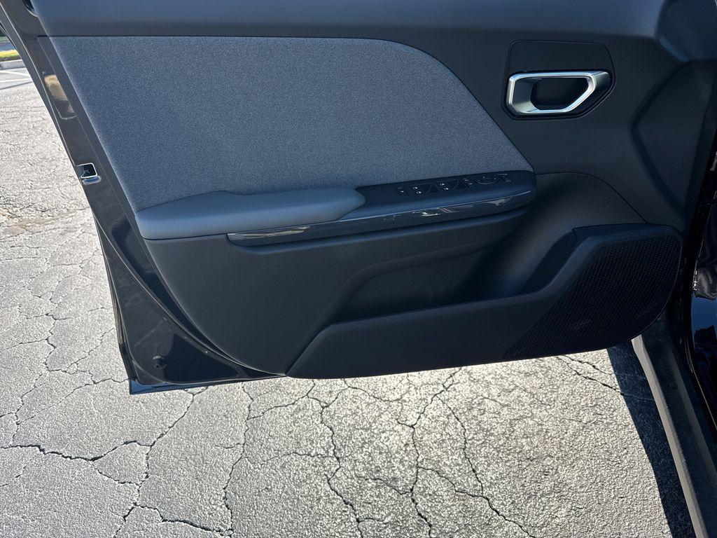 new 2025 Kia K4 car, priced at $24,211