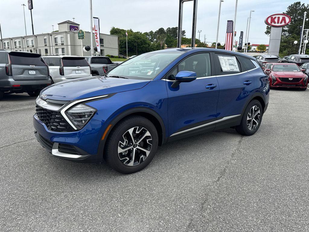 new 2024 Kia Sportage car, priced at $30,925