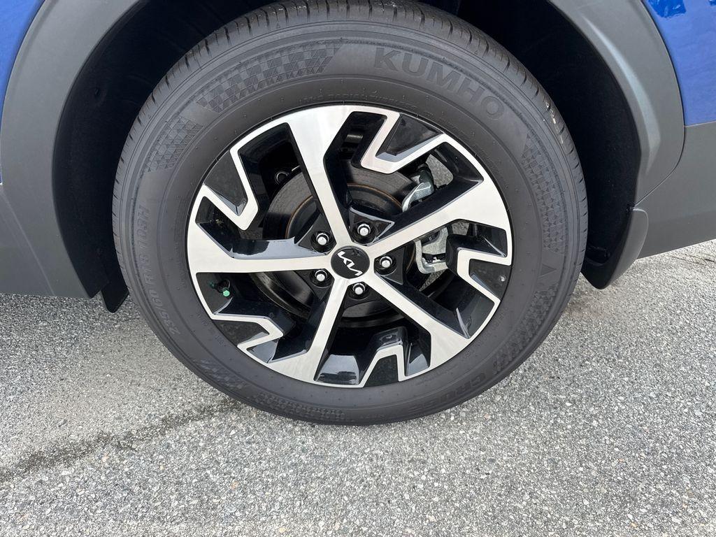 new 2024 Kia Sportage car, priced at $30,925