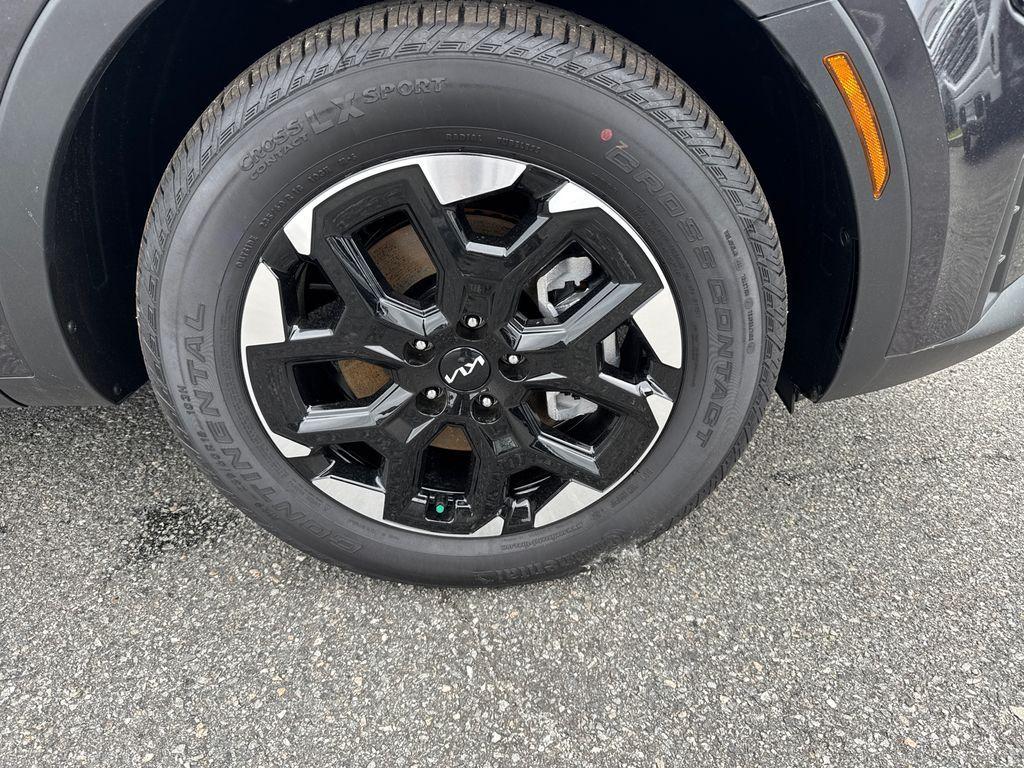 new 2025 Kia Sorento car, priced at $36,271