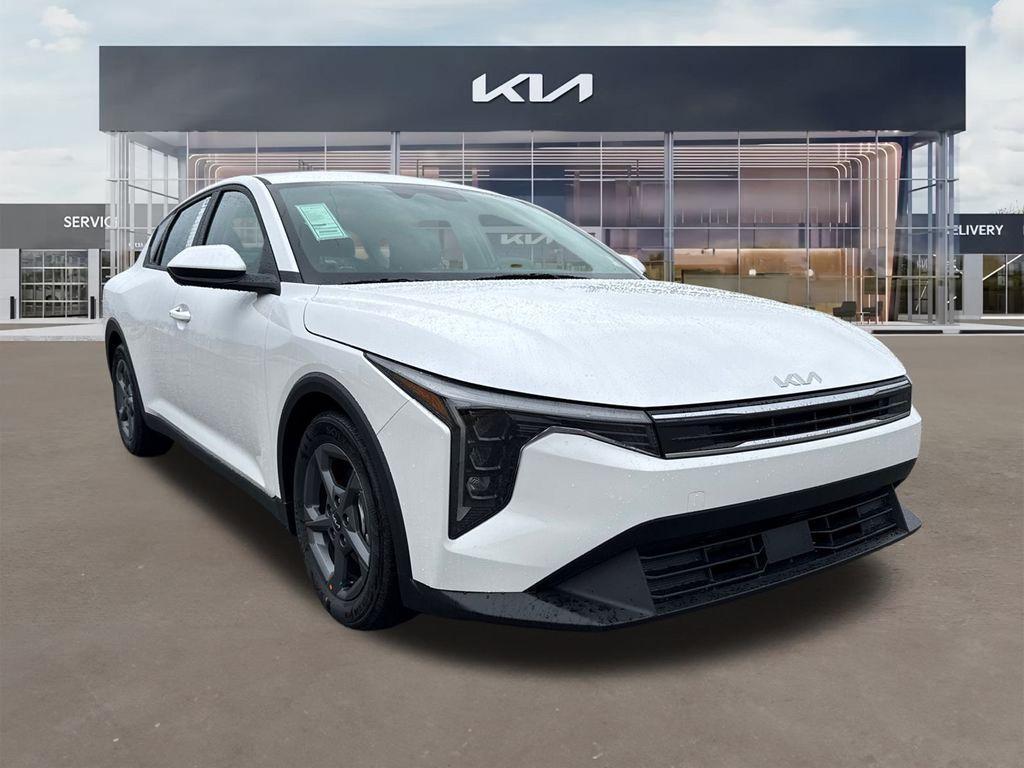 new 2025 Kia K4 car, priced at $23,878