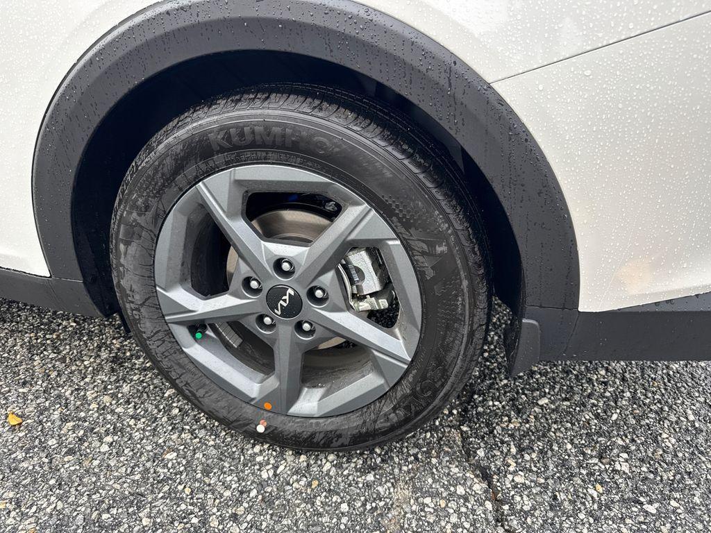 new 2025 Kia K4 car, priced at $23,878
