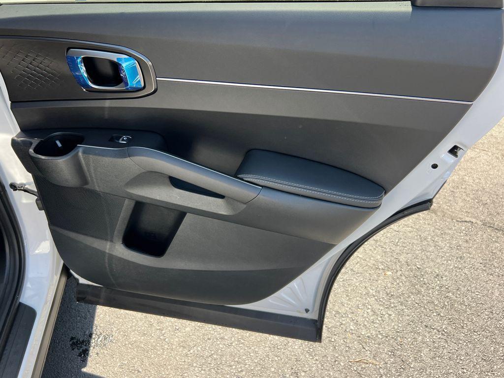 new 2025 Kia Sorento car, priced at $36,580