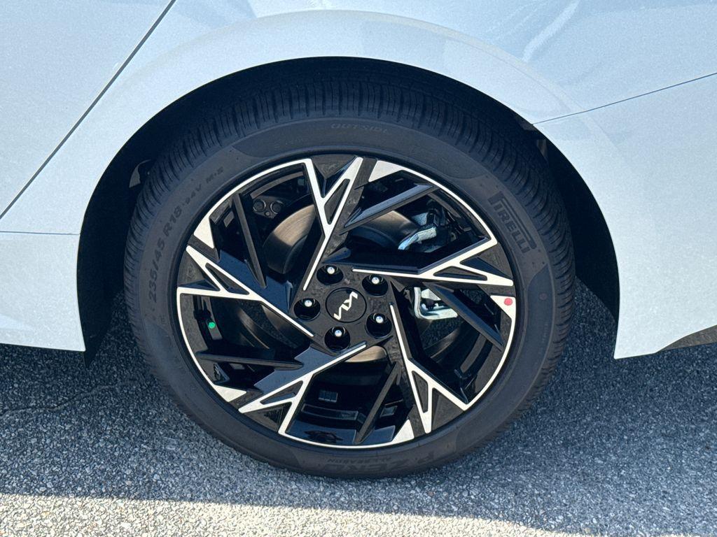 new 2026 Kia K5 car
