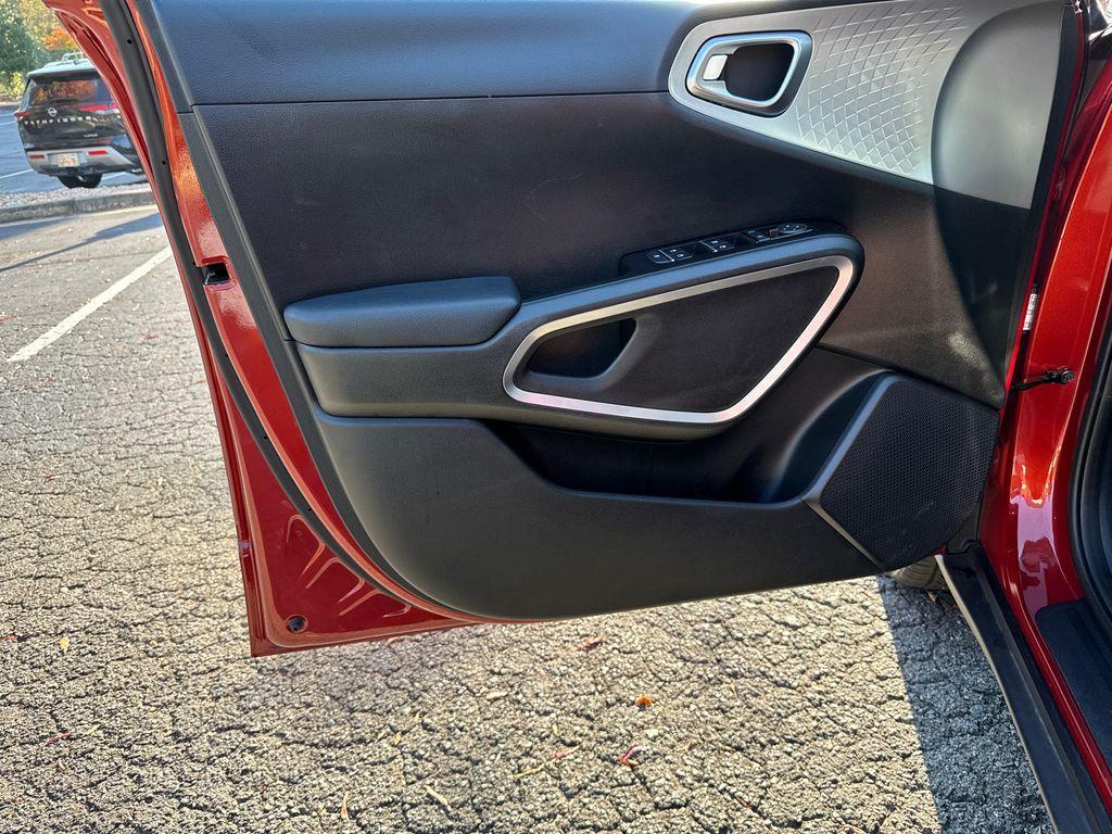 used 2024 Kia Soul car, priced at $16,898