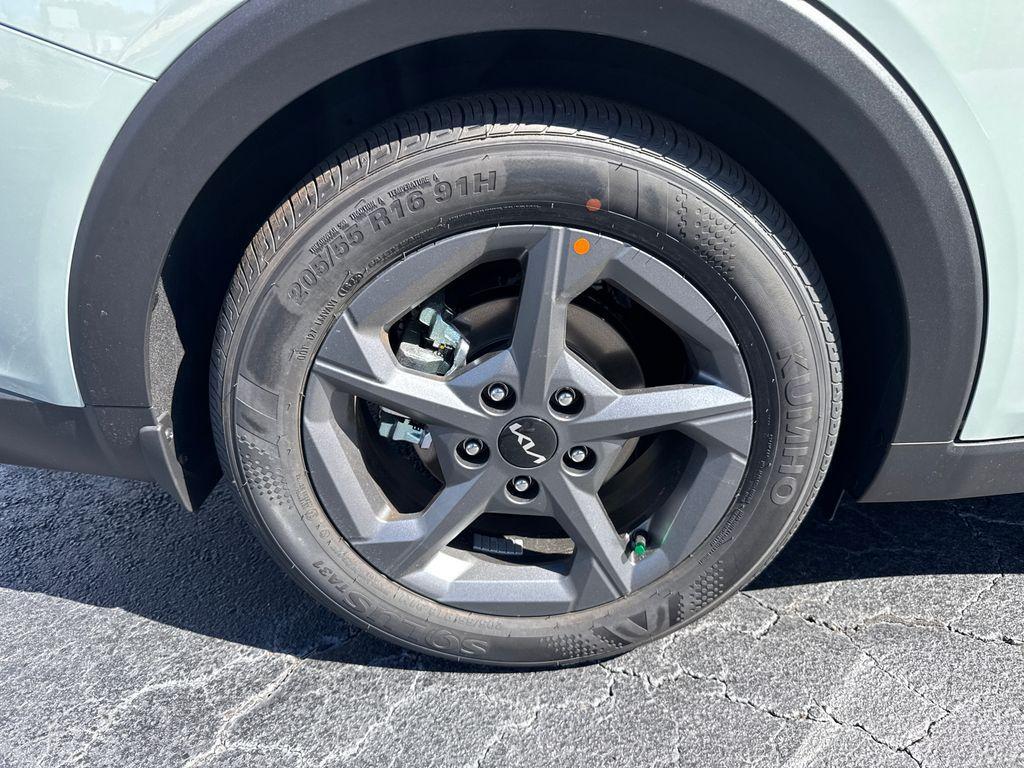 new 2025 Kia K4 car, priced at $23,384