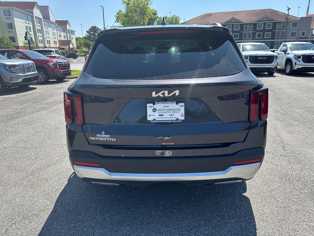 new 2025 Kia Sorento car, priced at $36,385