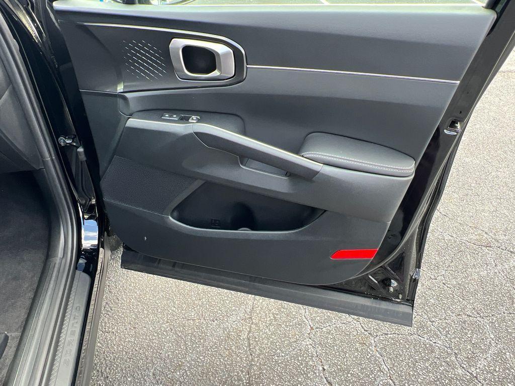 new 2025 Kia Sorento car, priced at $37,340