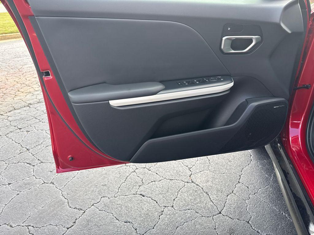 new 2025 Kia K4 car, priced at $28,377