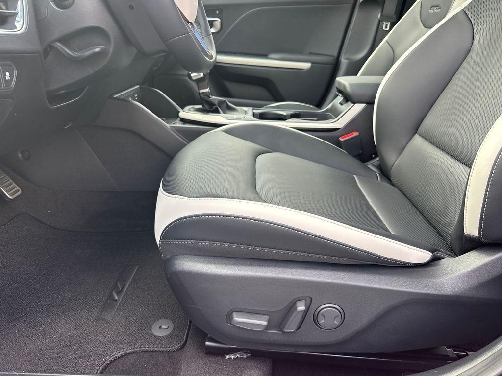 new 2025 Kia K4 car, priced at $28,377