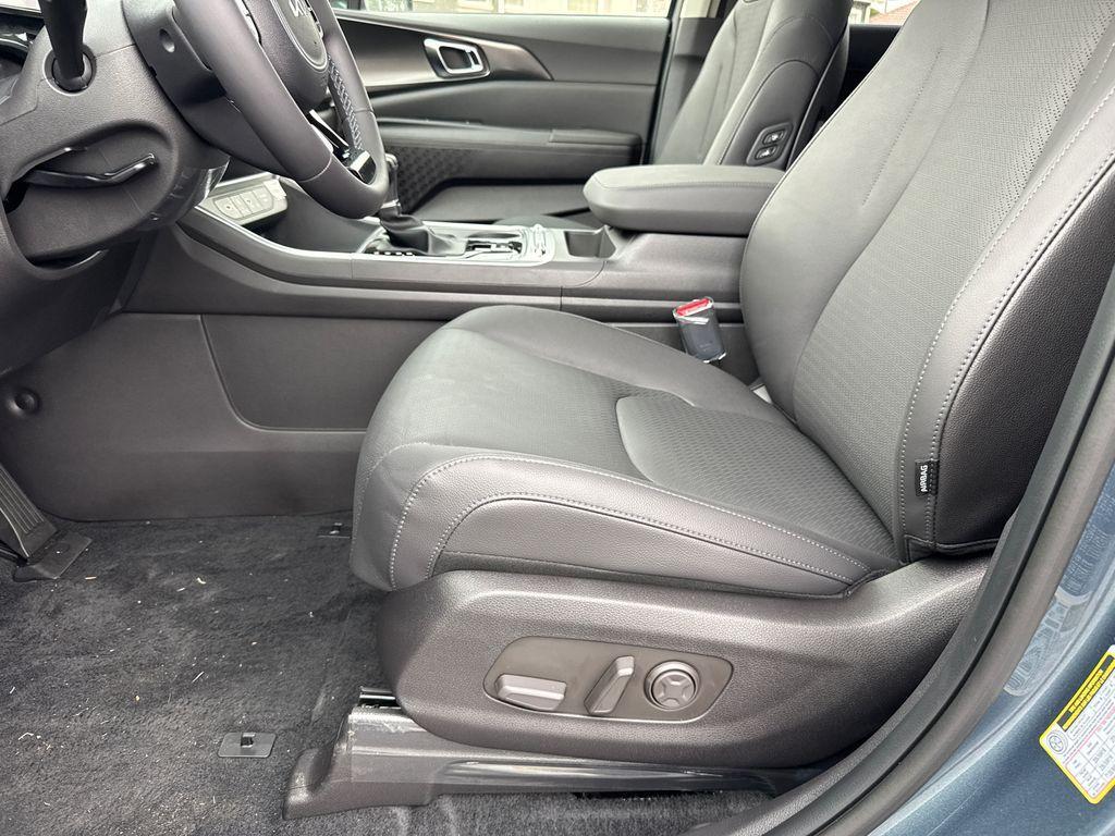 new 2026 Kia Carnival car