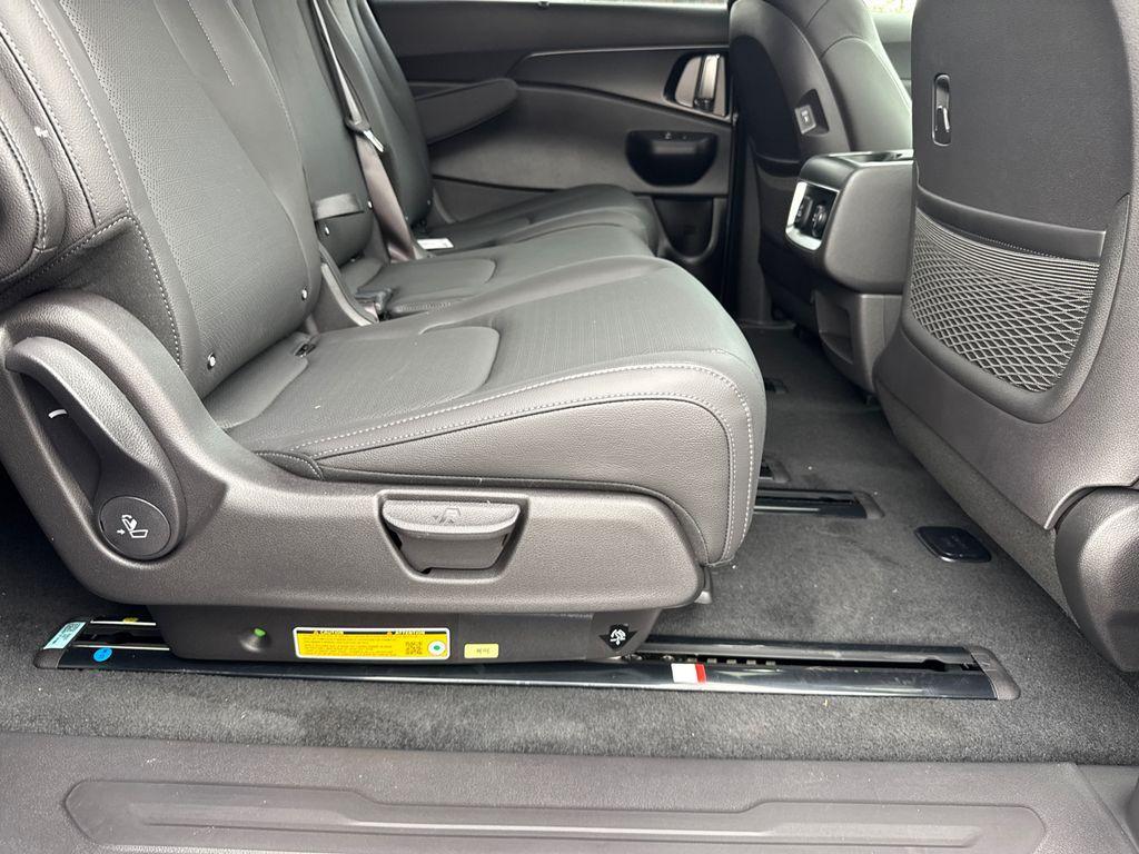 new 2026 Kia Carnival car