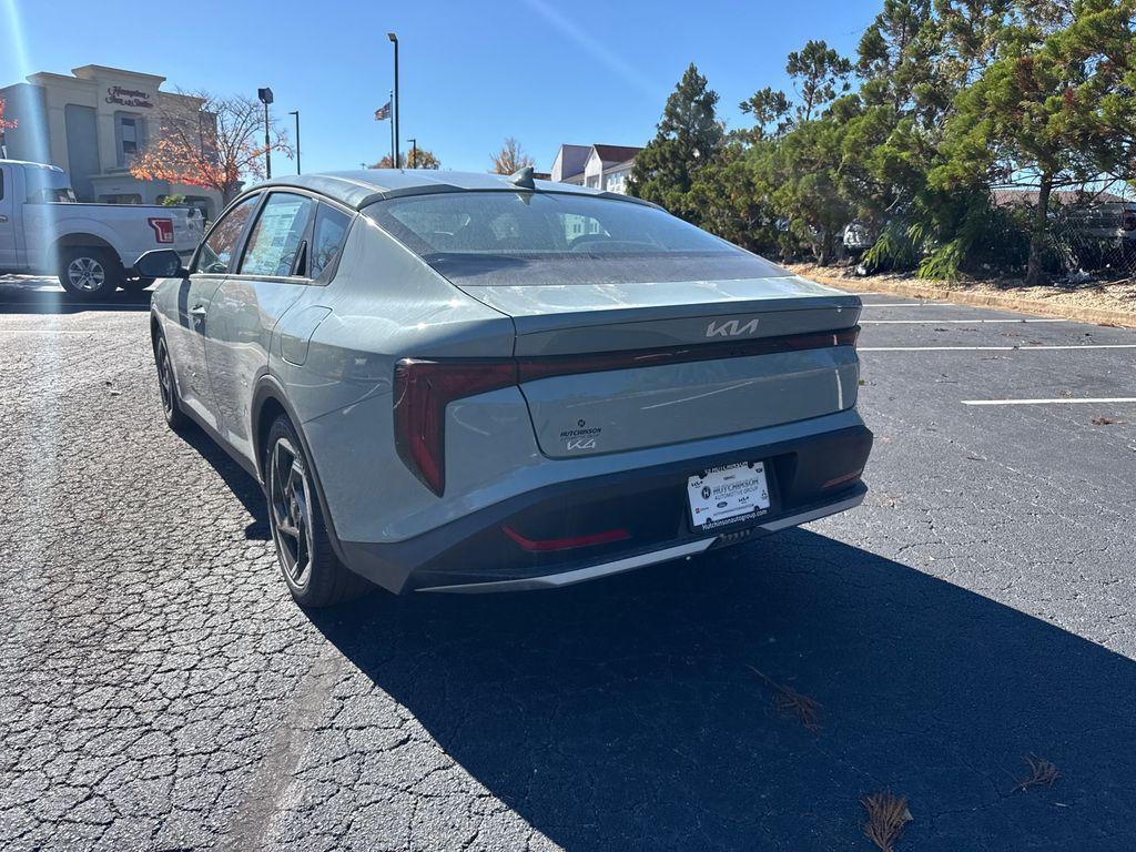 new 2025 Kia K4 car, priced at $24,330