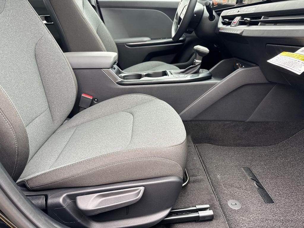 new 2025 Kia K4 car, priced at $23,503