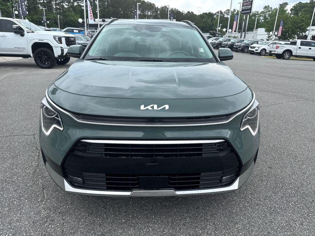 new 2025 Kia Niro car, priced at $32,148