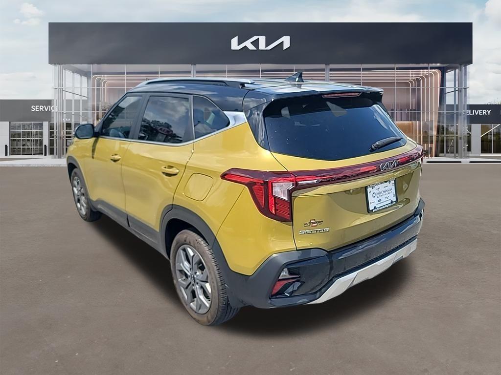 used 2024 Kia Seltos car, priced at $25,598