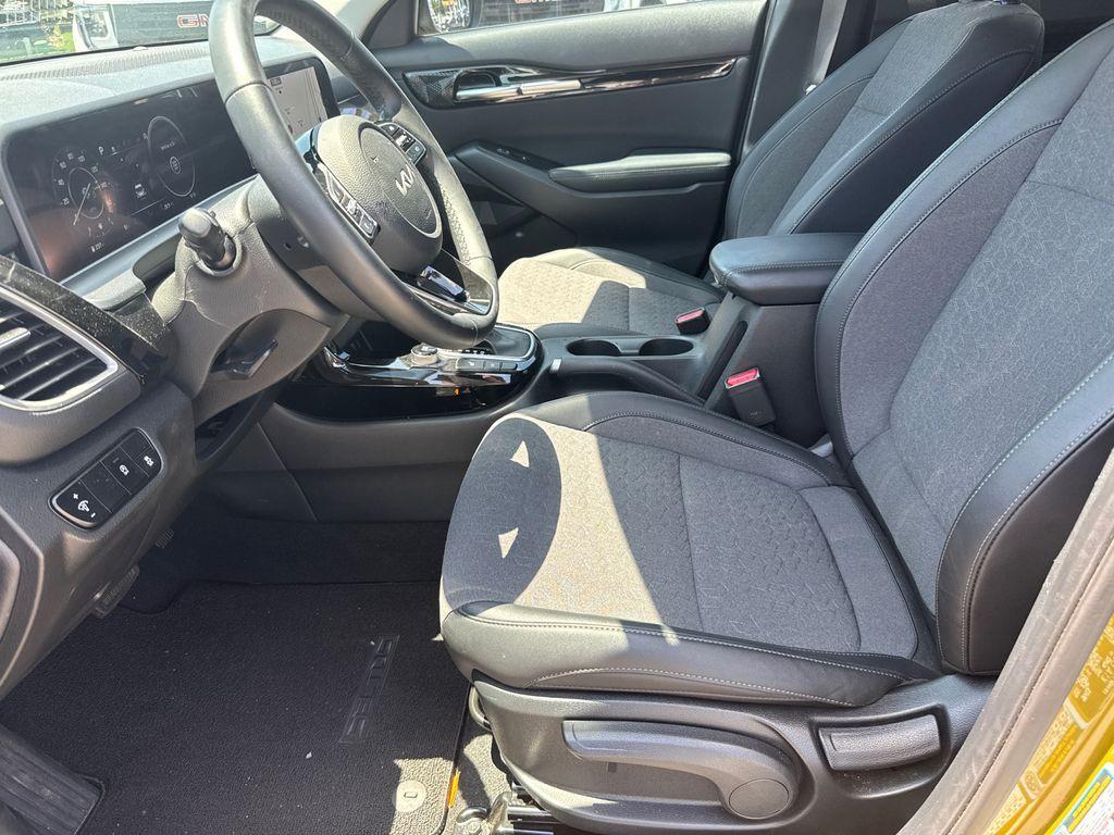 used 2024 Kia Seltos car, priced at $24,798