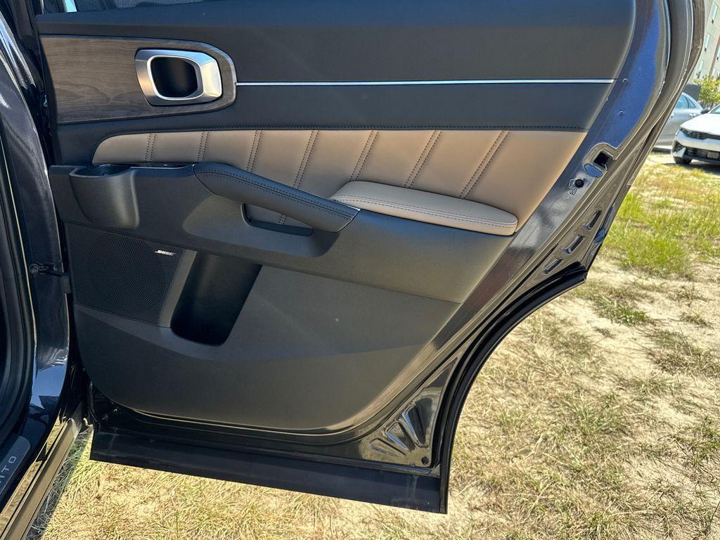 new 2025 Kia Sorento car, priced at $46,265