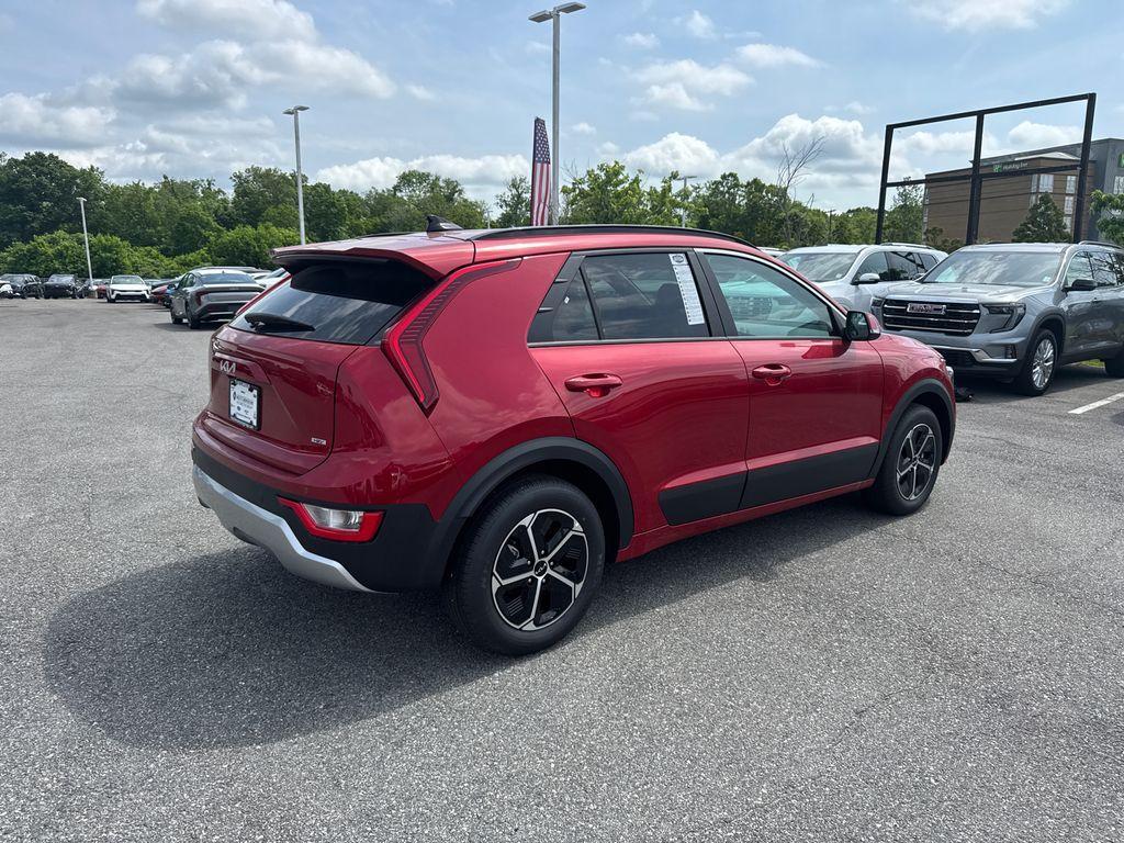 new 2025 Kia Niro car, priced at $30,310