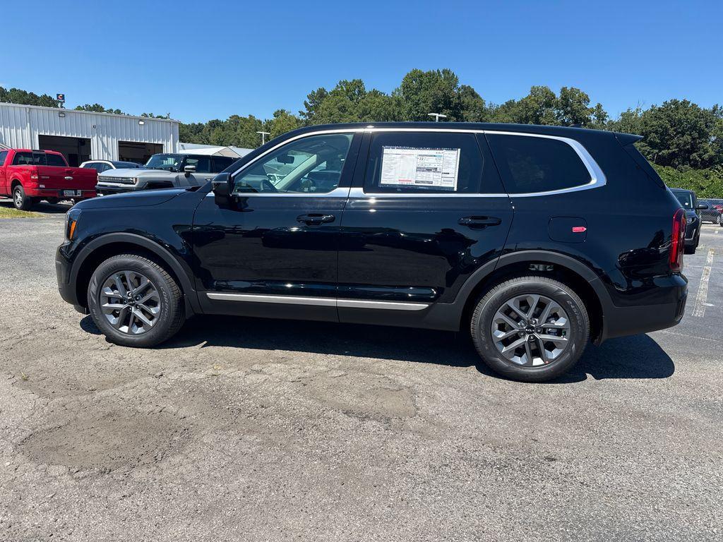 new 2025 Kia Telluride car, priced at $36,817