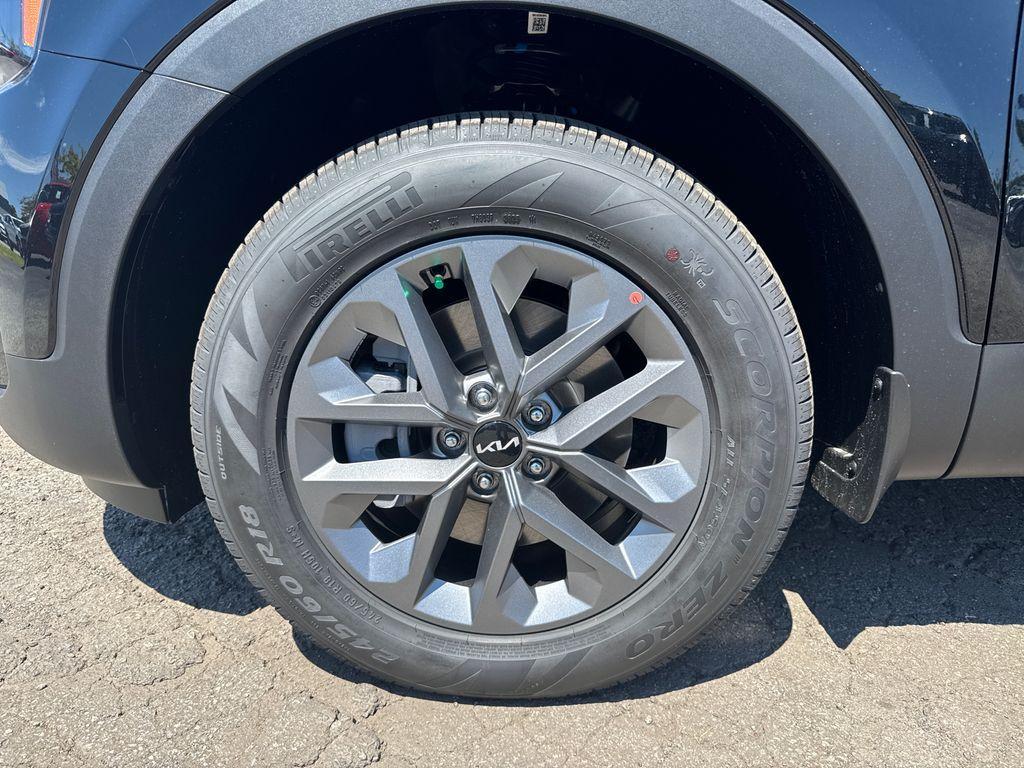 new 2025 Kia Telluride car, priced at $36,817