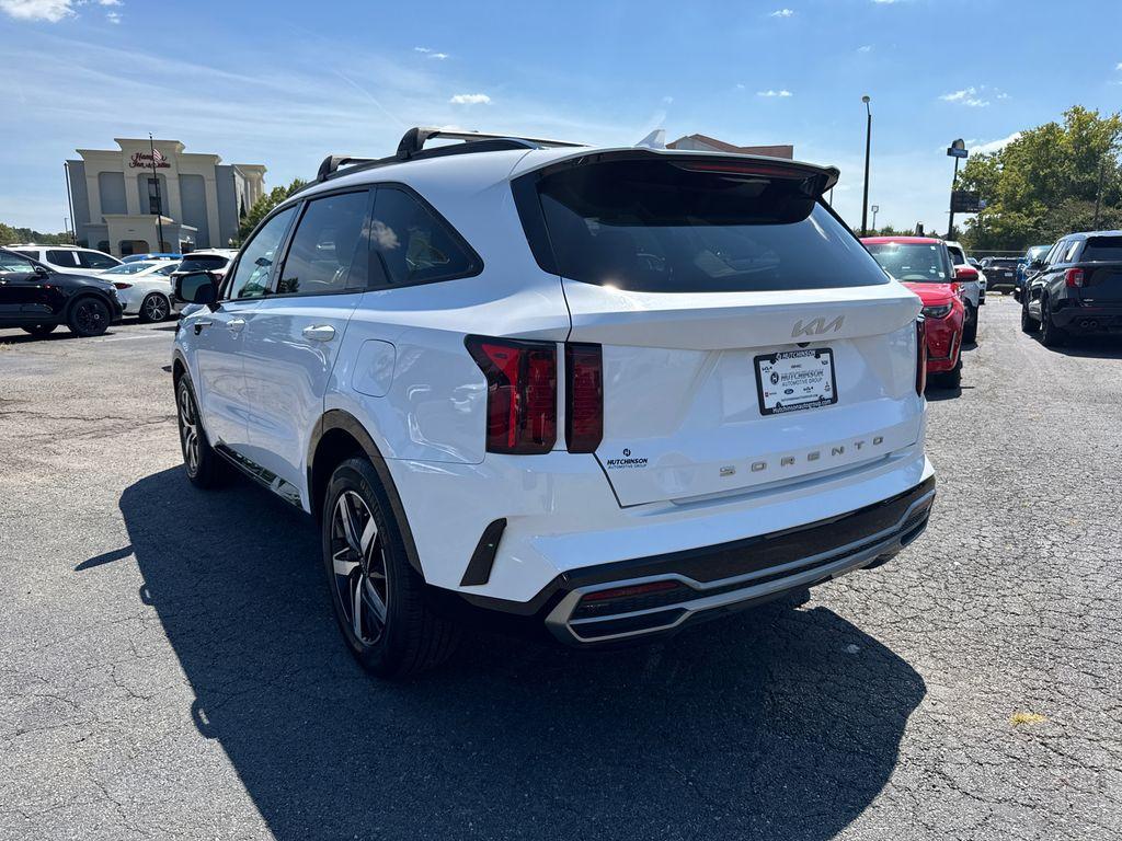 used 2022 Kia Sorento car, priced at $22,698
