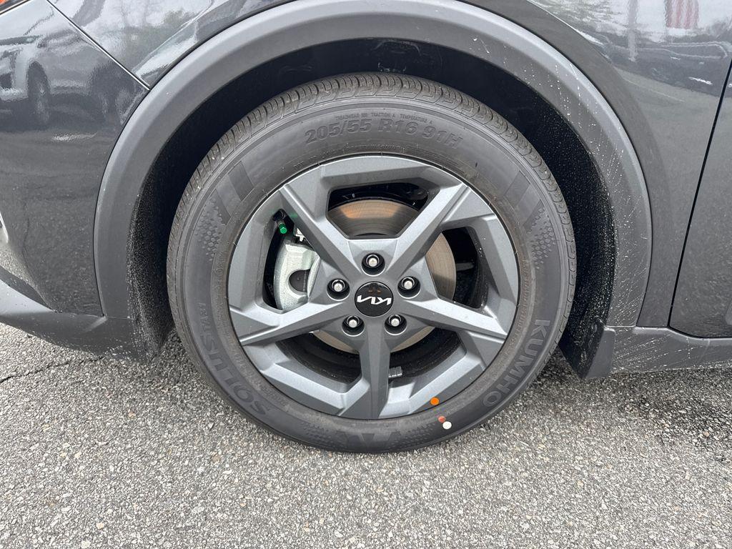 new 2025 Kia K4 car, priced at $23,503