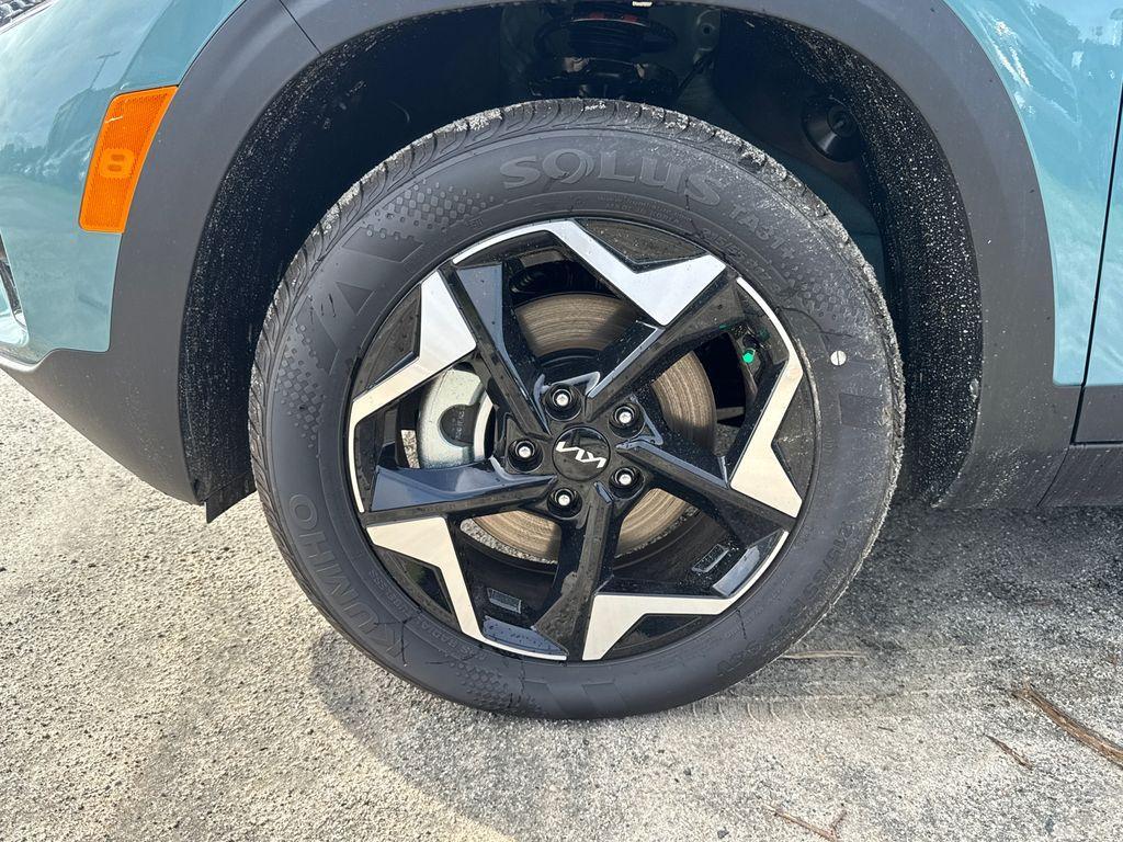 new 2025 Kia Seltos car, priced at $29,593