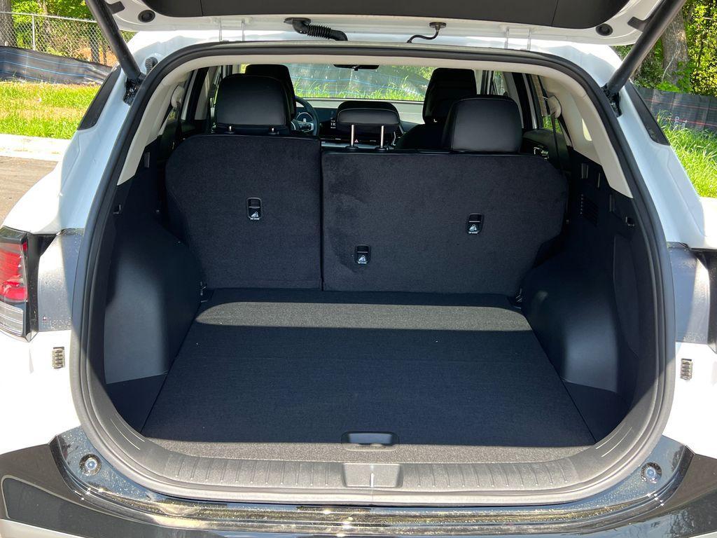 new 2025 Kia Sportage car, priced at $32,998