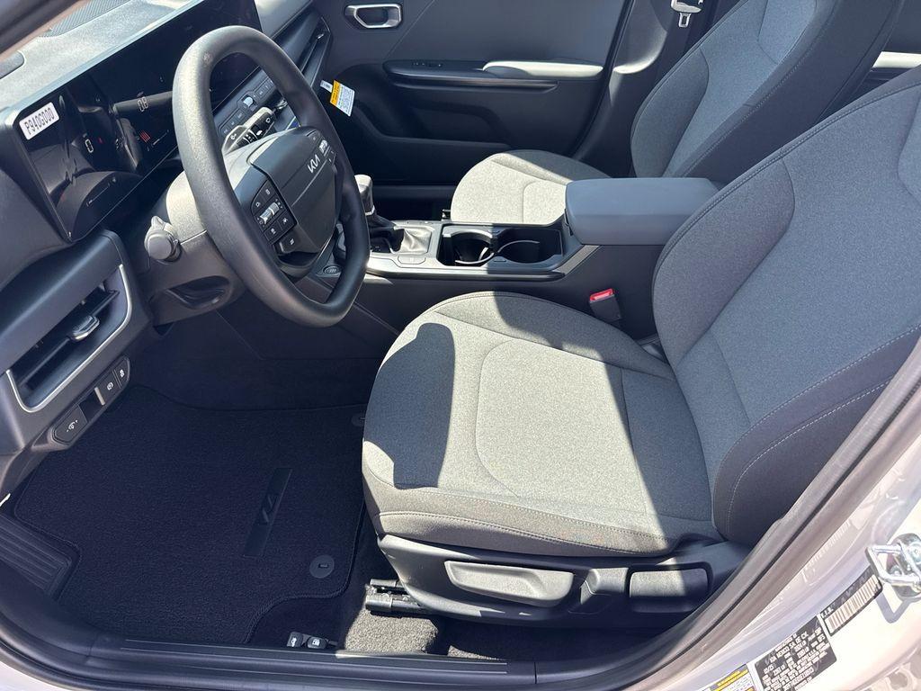 new 2025 Kia K4 car, priced at $23,688