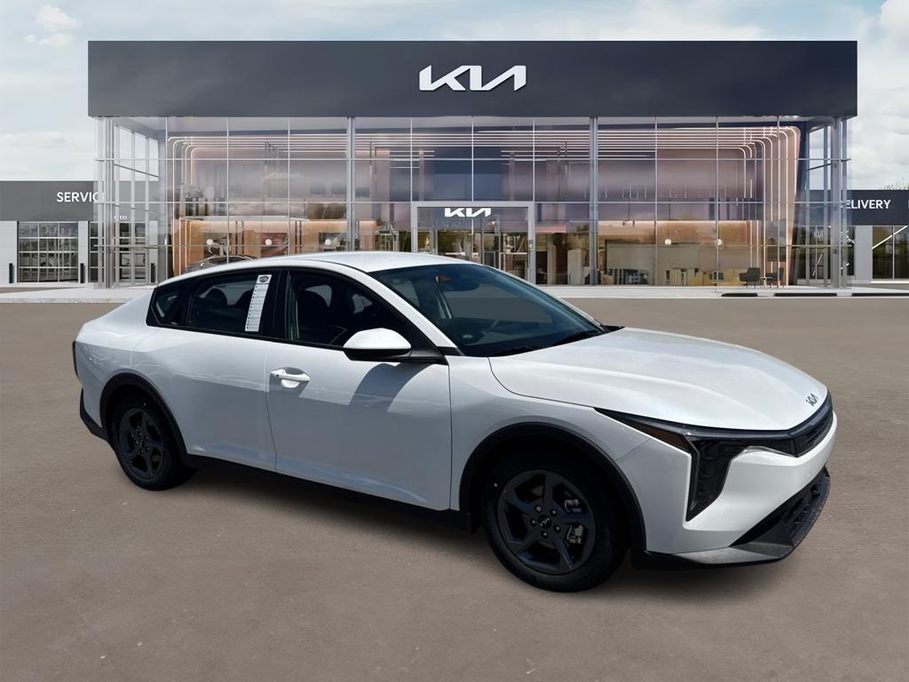 new 2025 Kia K4 car, priced at $23,688