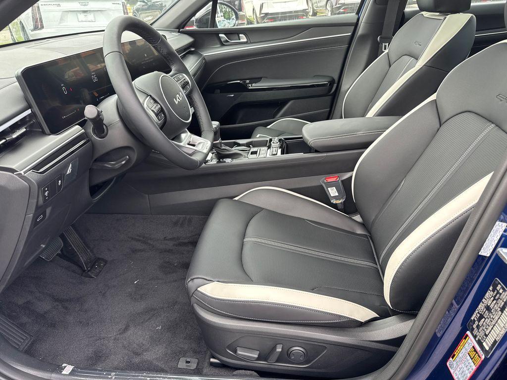 new 2025 Kia K5 car, priced at $30,153