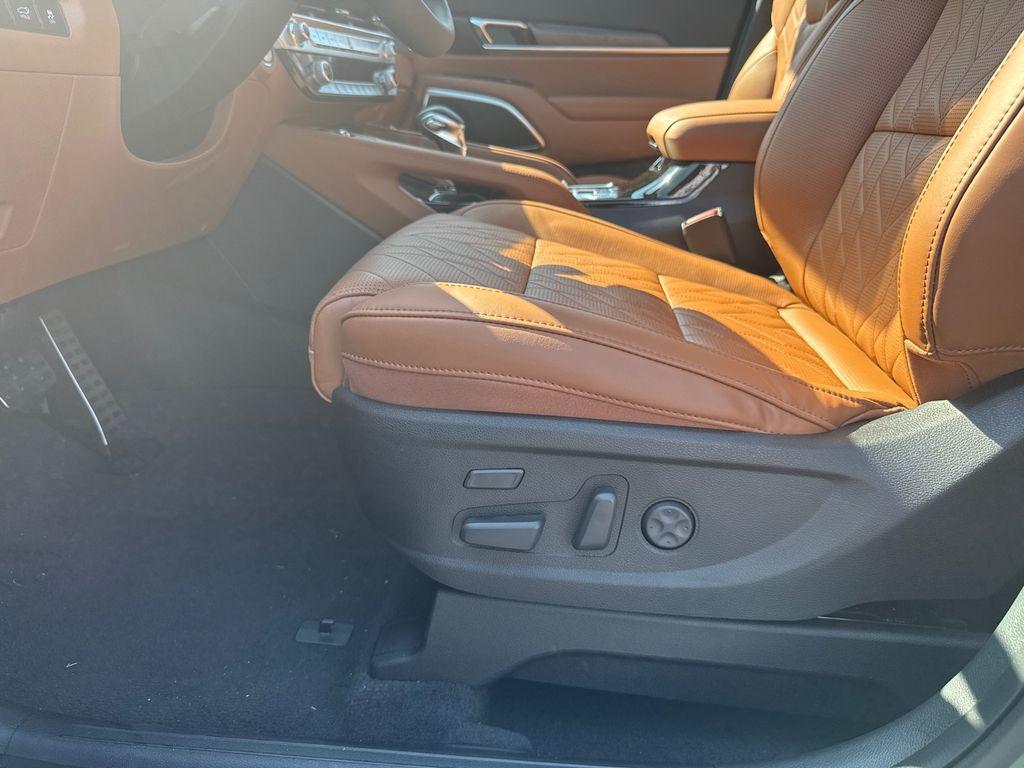 new 2025 Kia Telluride car, priced at $52,720