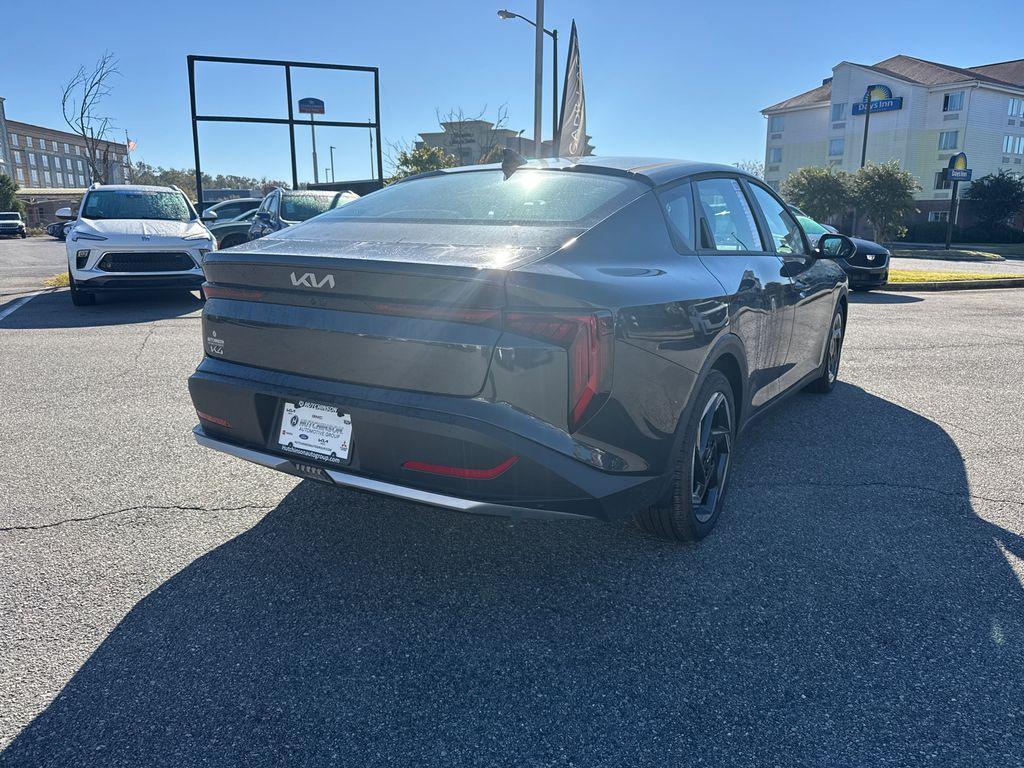 new 2025 Kia K4 car, priced at $24,562