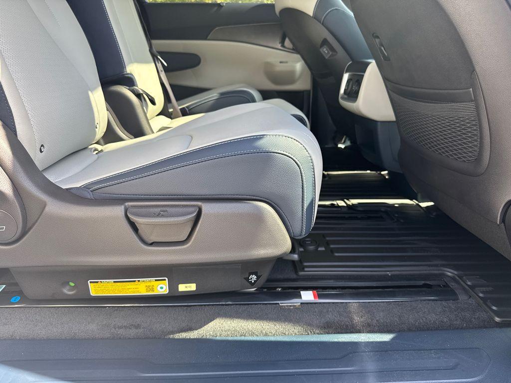 new 2026 Kia Carnival car