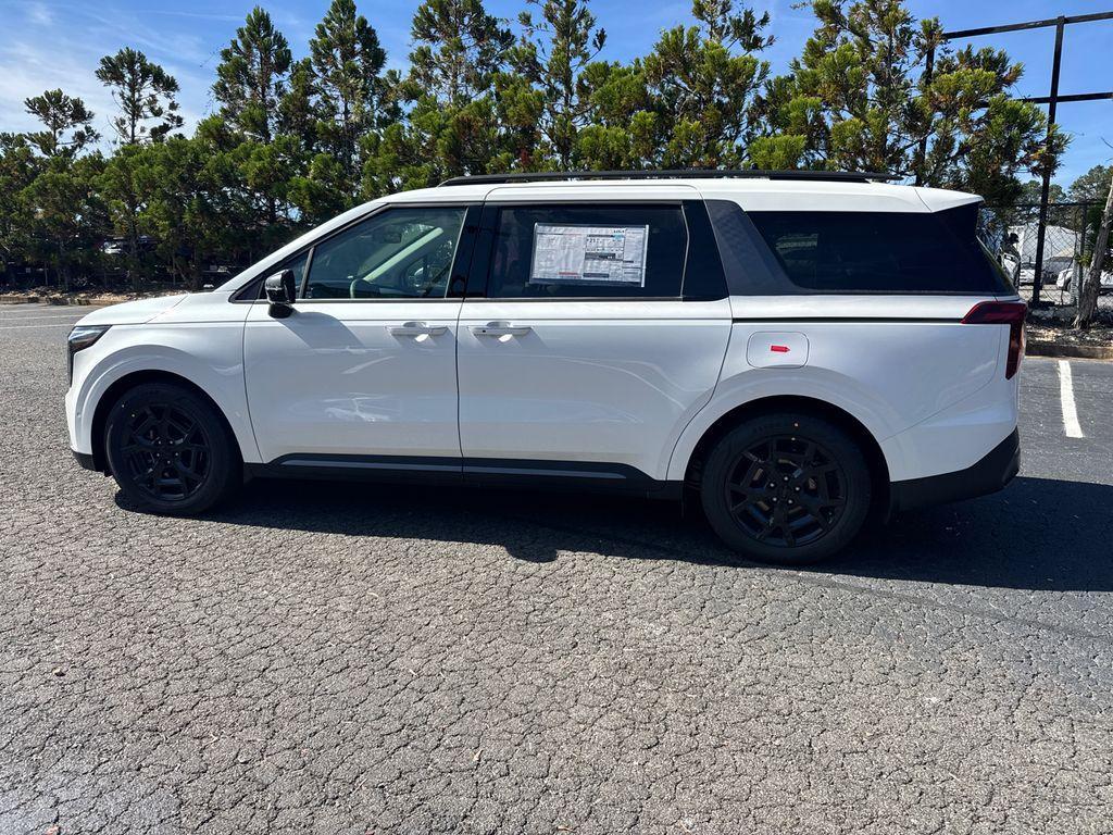 new 2026 Kia Carnival car