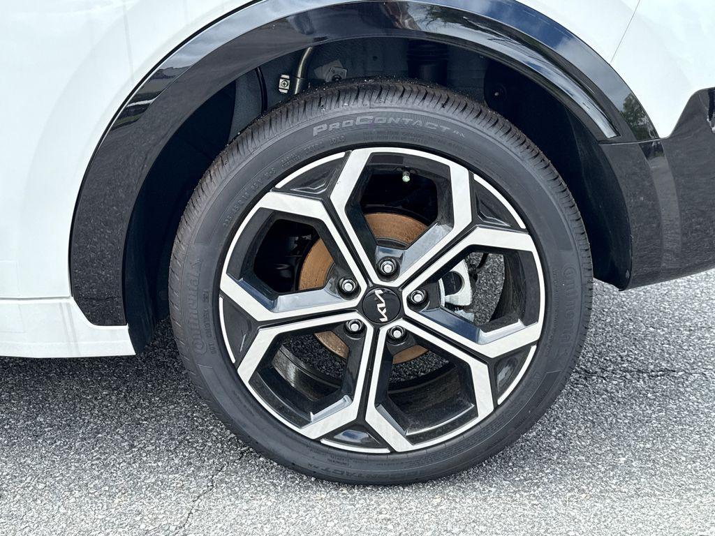 new 2025 Kia Niro car, priced at $32,409