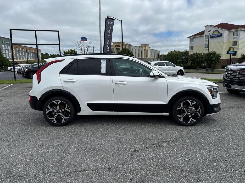 new 2025 Kia Niro car, priced at $32,409