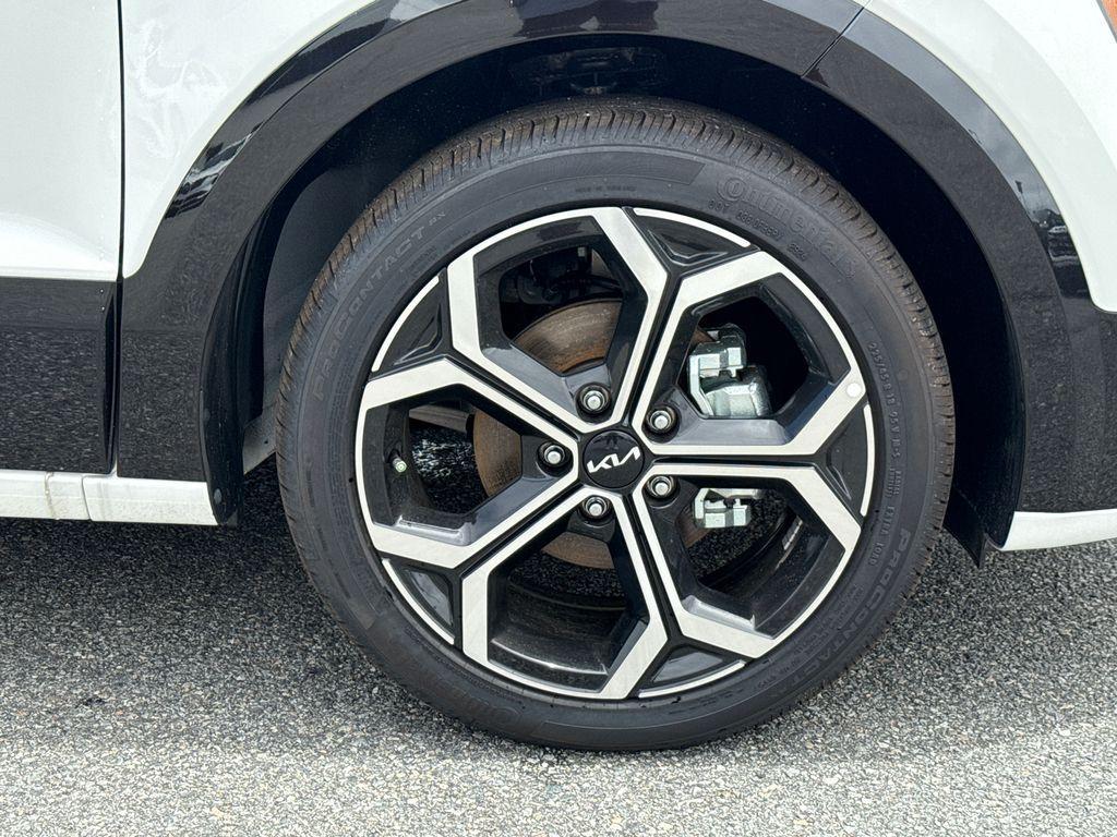 new 2025 Kia Niro car, priced at $32,409