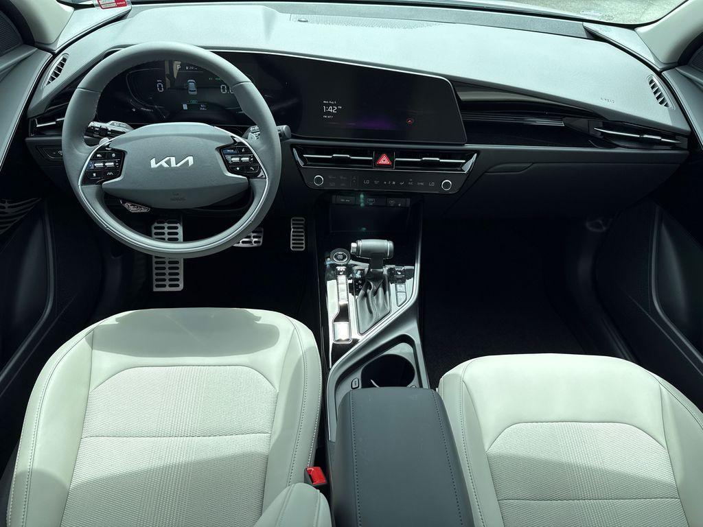 new 2025 Kia Niro car, priced at $32,409