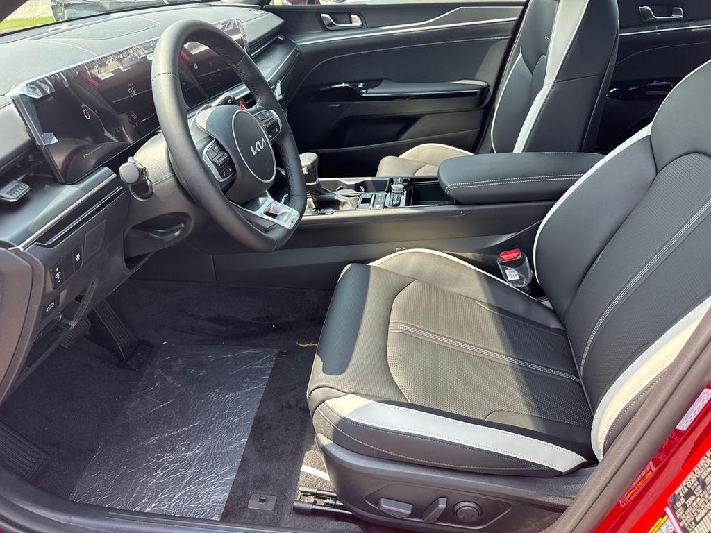 new 2025 Kia K5 car, priced at $30,623