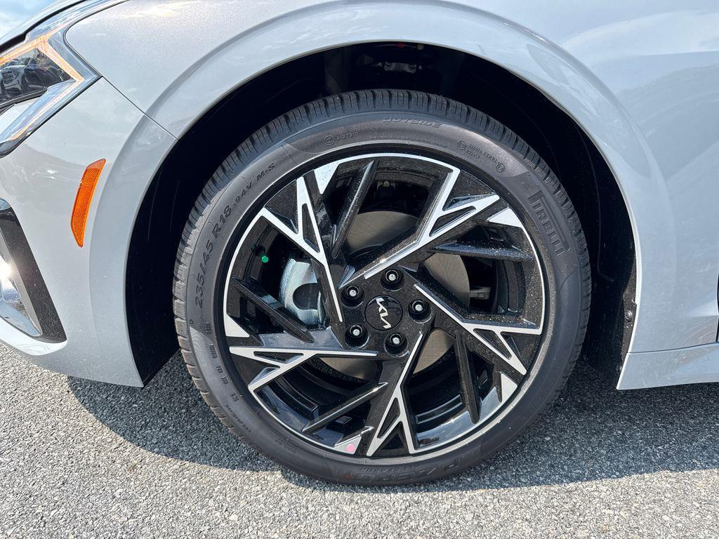 new 2026 Kia K5 car